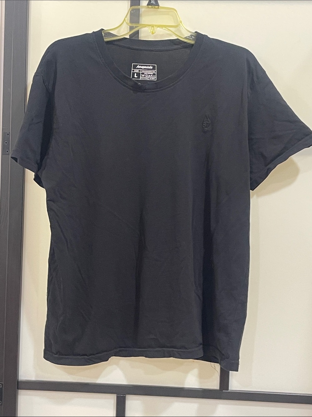 Aeropostale Black Short Sleeve Crewneck Tee